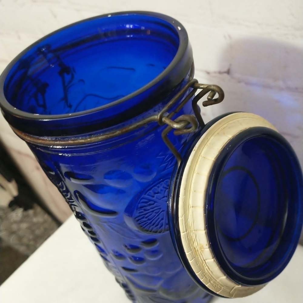 Vintage Cobalt Blue Glass Fruit Embossed Canister with Metal Hinged Lid 10" - Picture 10 of 10